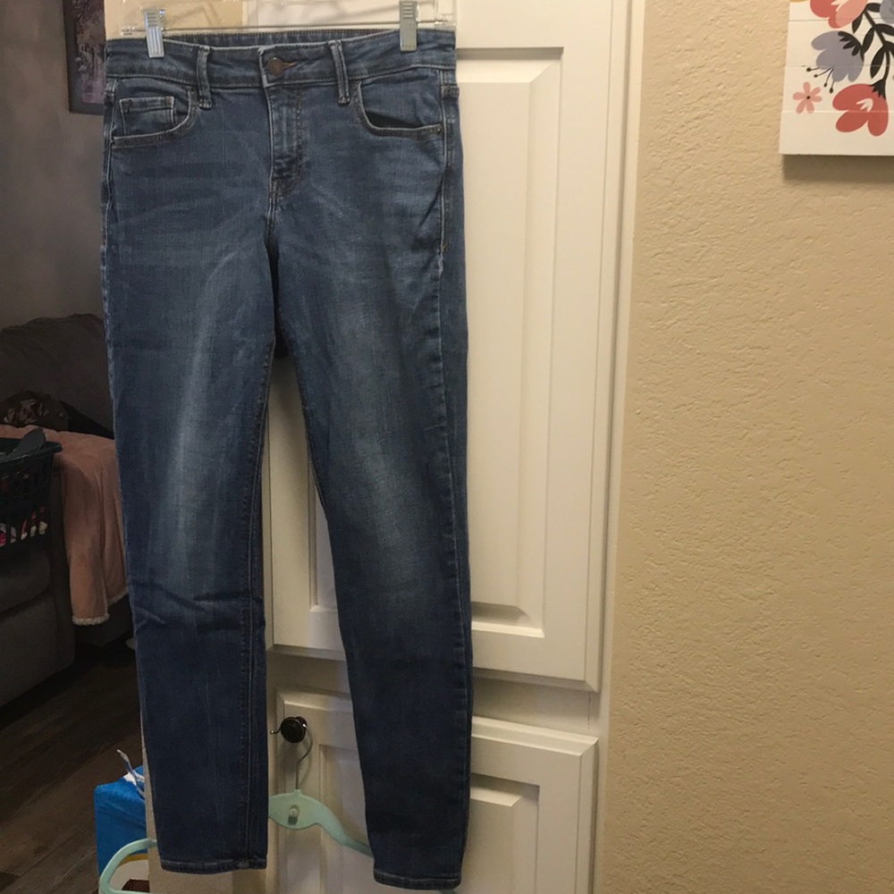 3 for $15 🦋🦋 Old navy mid rise Rockstar jeans